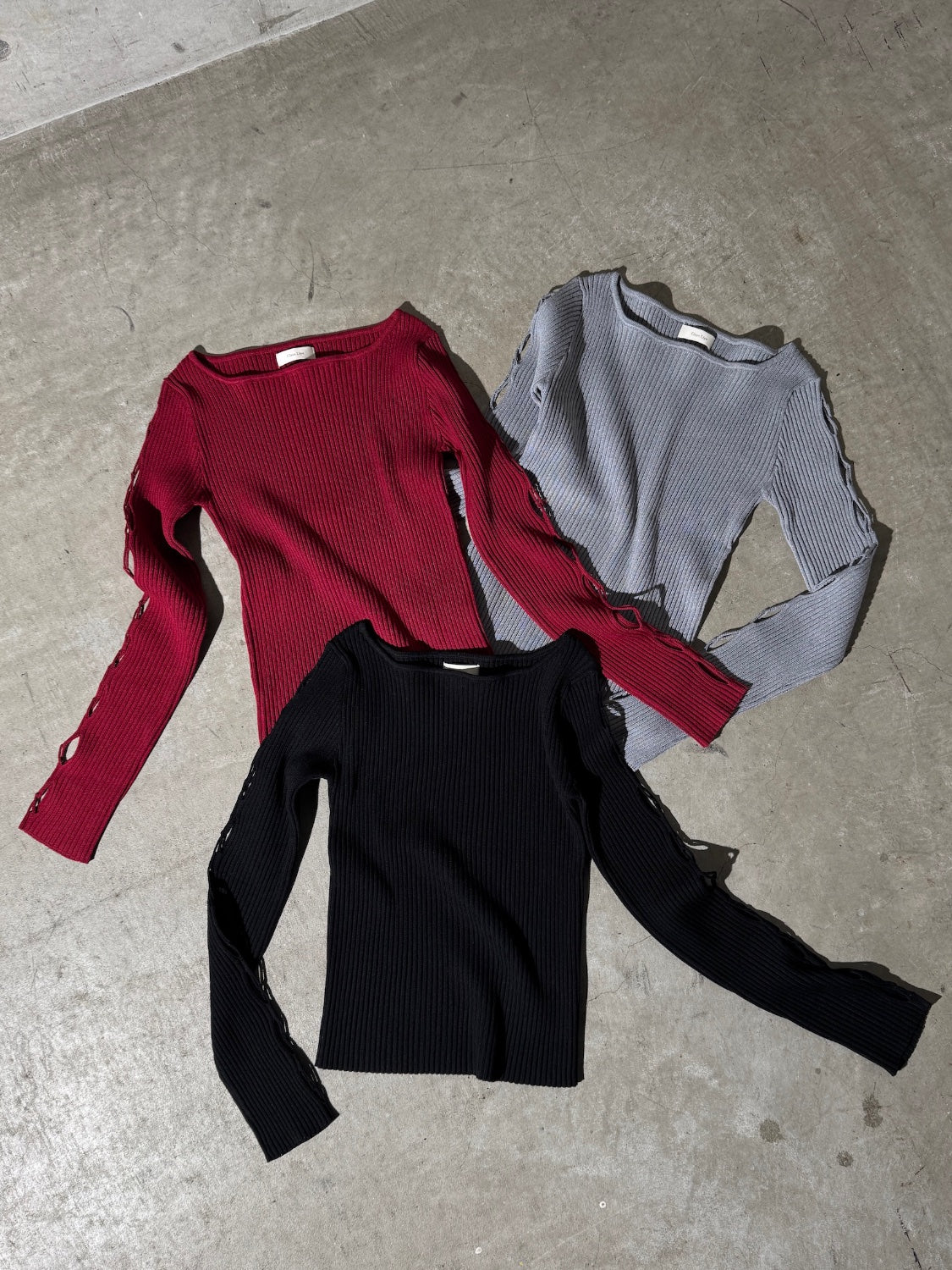 デザインカット スリーブ ボートネック KNIT