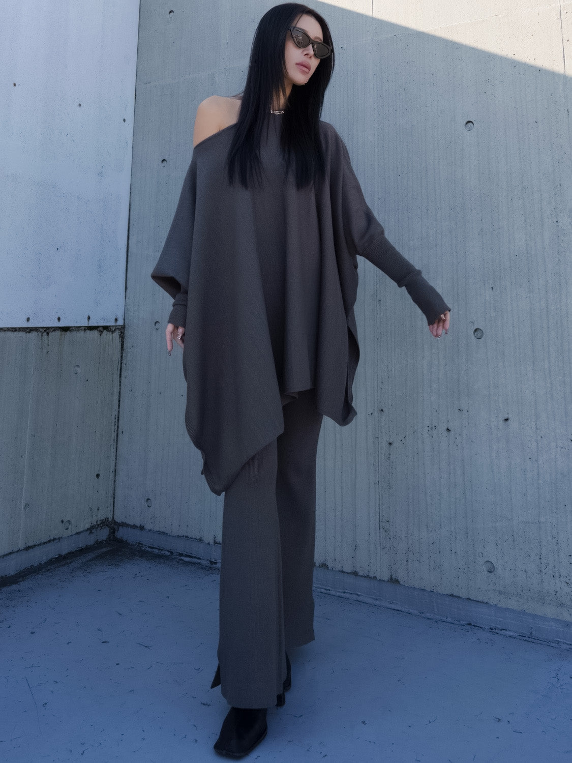 MODEL：159cm<br>COLOR：トープ