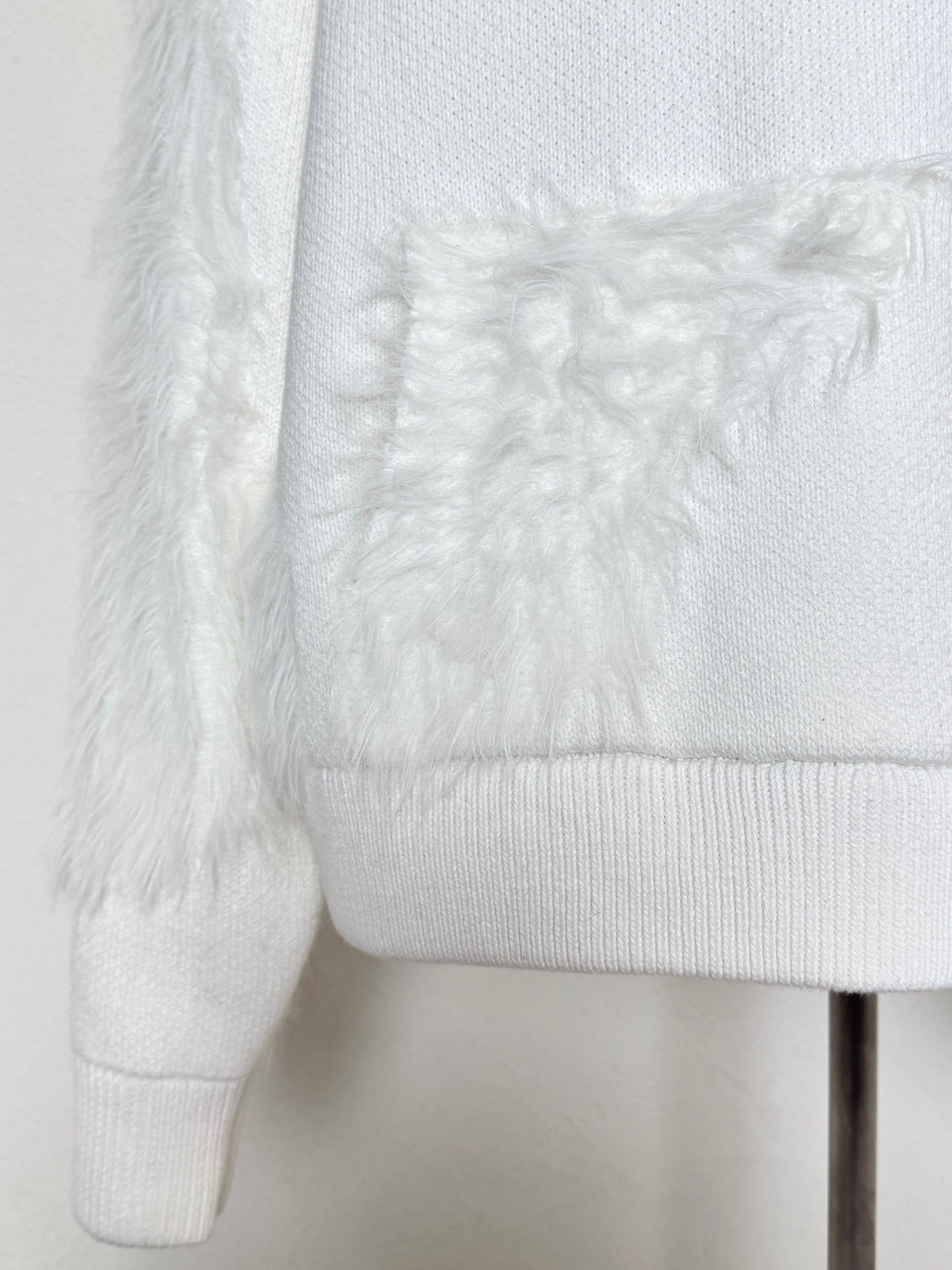 [UNISEX] Shaggy ドッキング KNIT フーディー