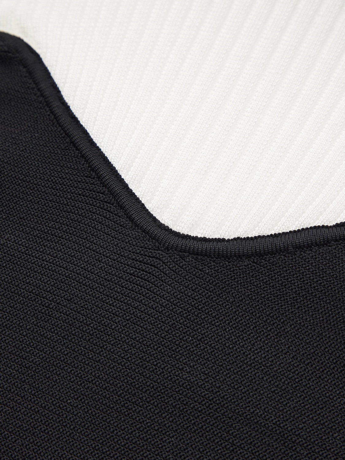 インターシャ ドッキング ペプラム KNIT