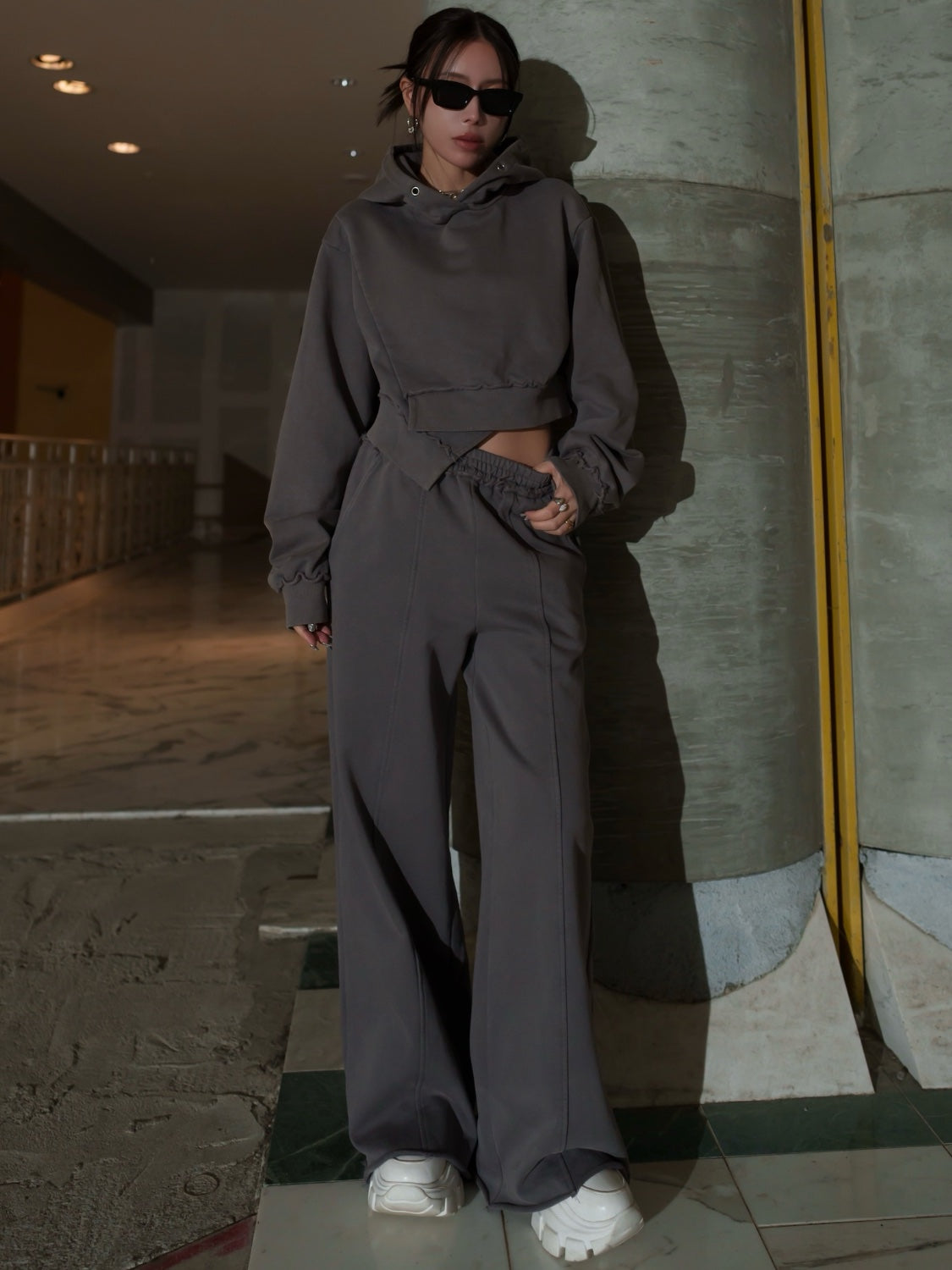 COLOR：グレー
<br>
MODEL：159cm