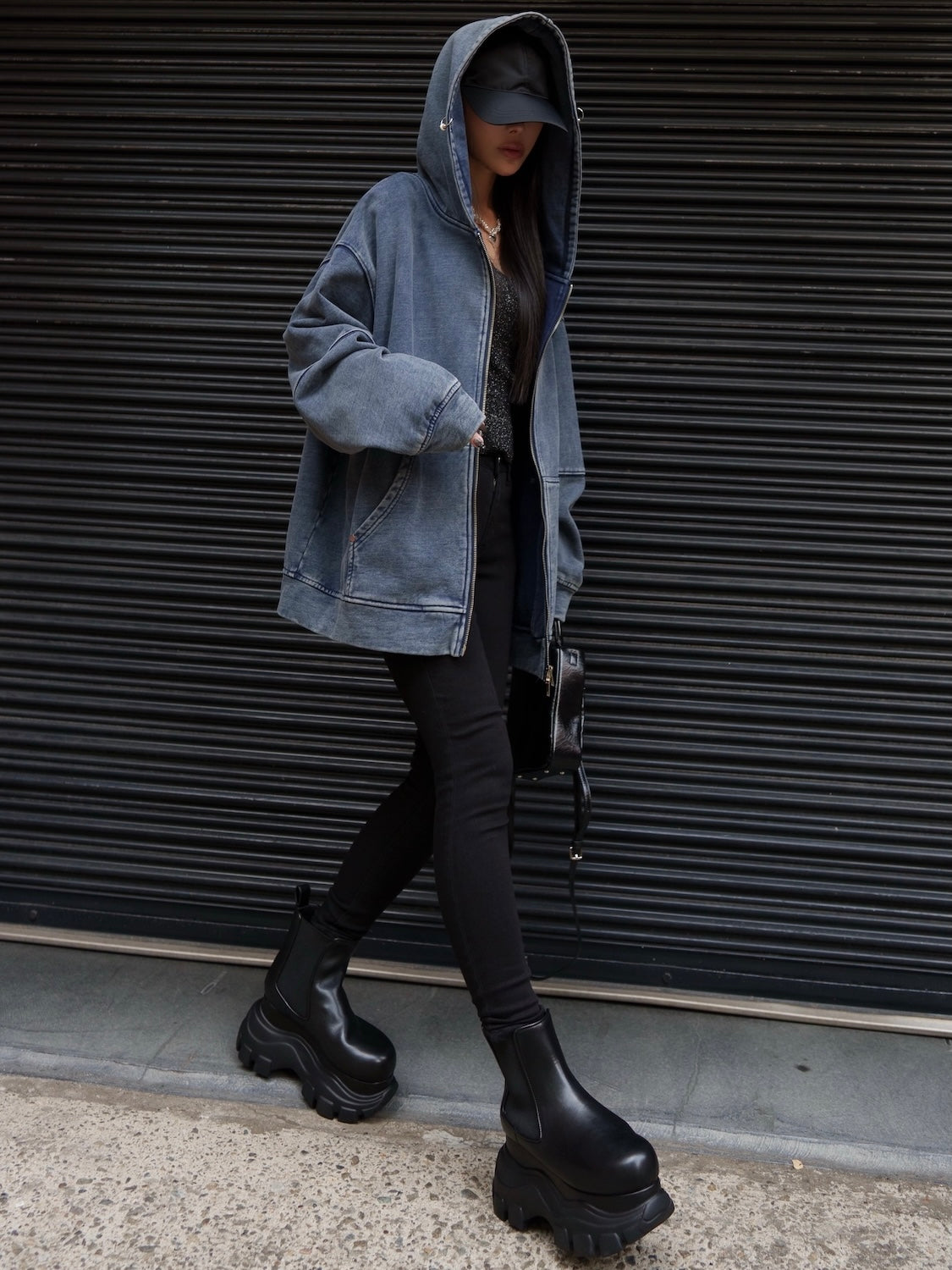[UNISEX] ピグメント ピアス ZIP フーディー