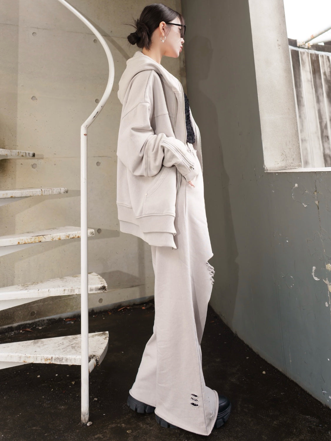 [UNISEX] ピグメント Multi Zip レイヤードフーディー