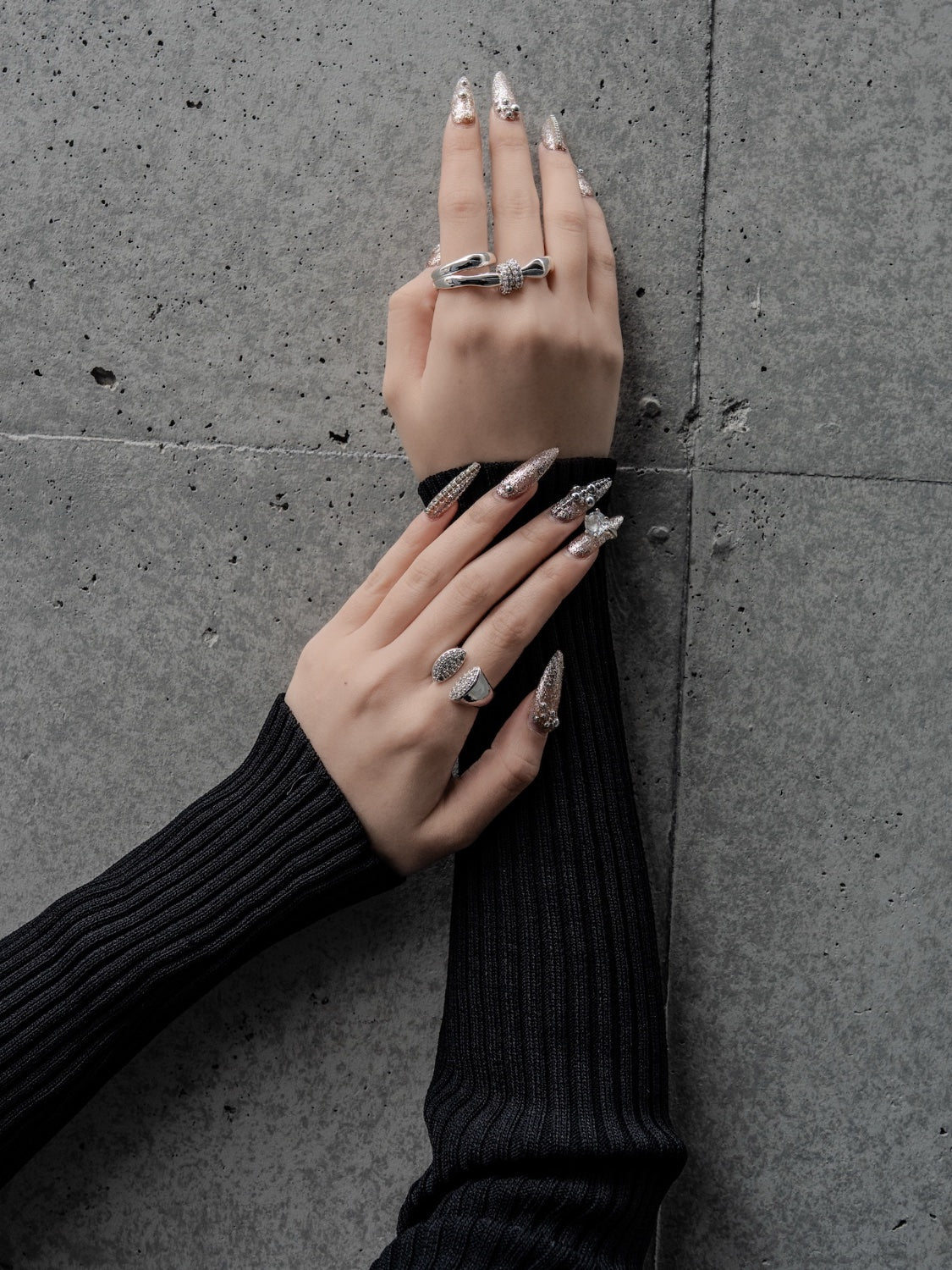 COLOR：シルバー