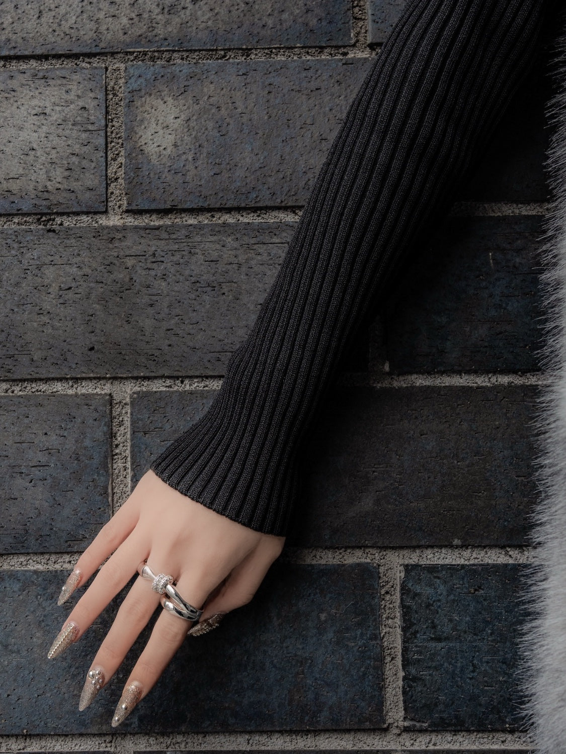 COLOR：シルバー