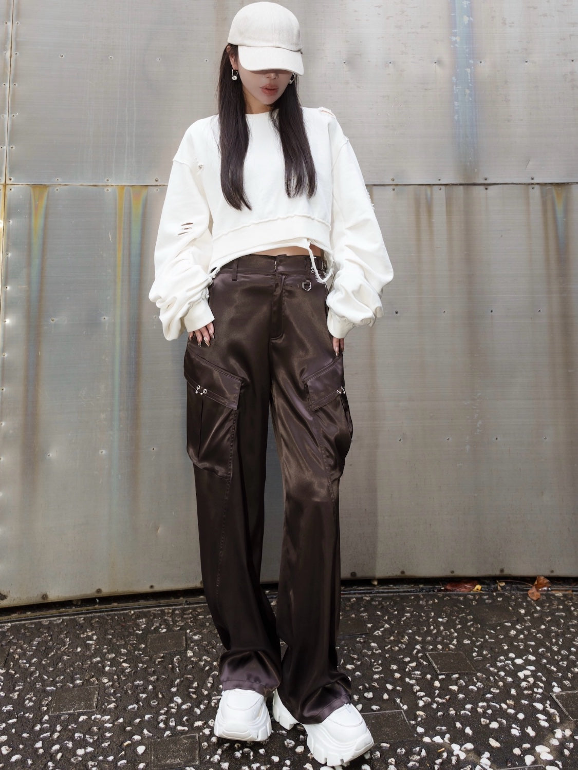 ピアスポケット Satin カーゴパンツ