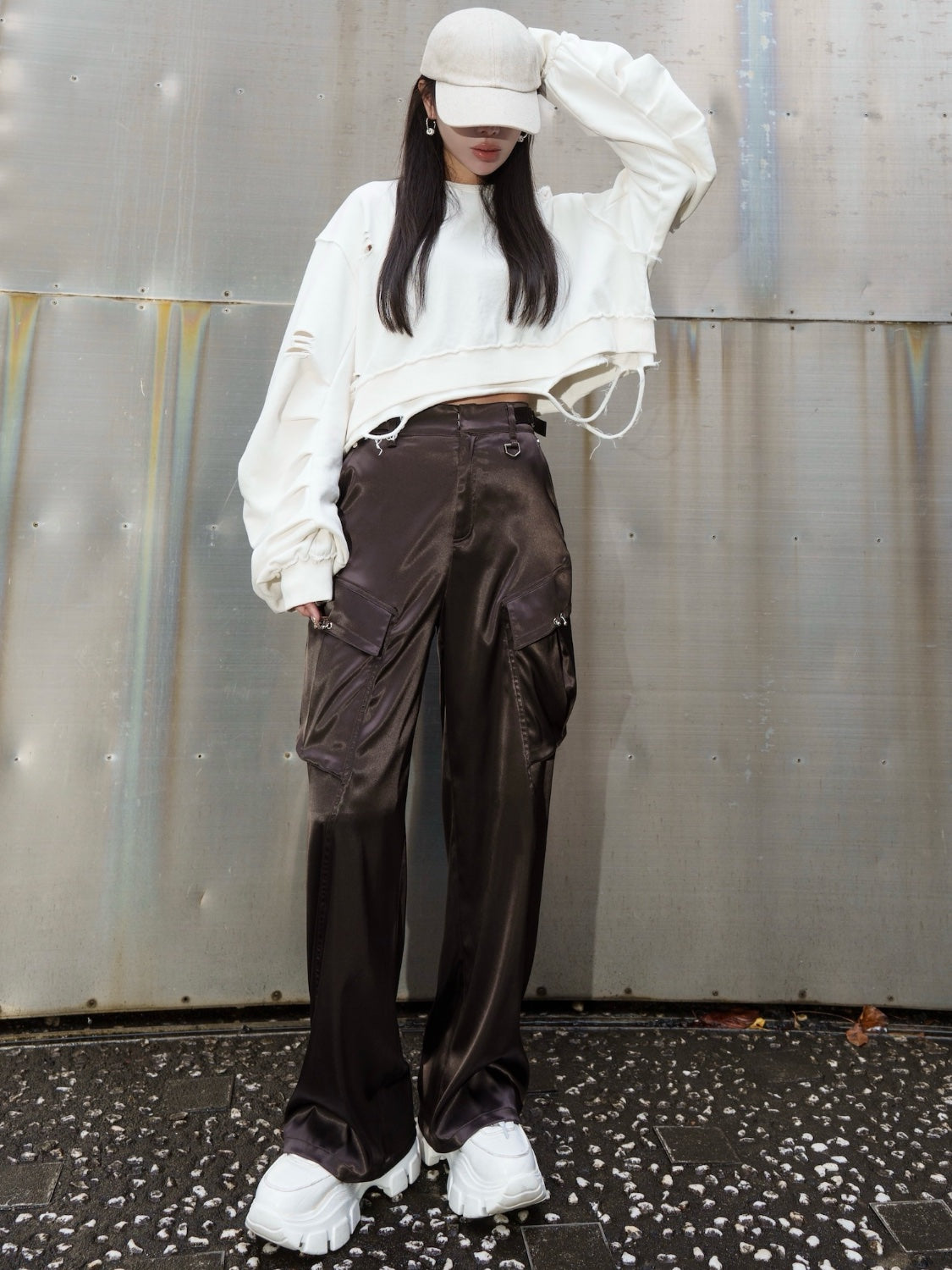 ピアスポケット Satin カーゴパンツ