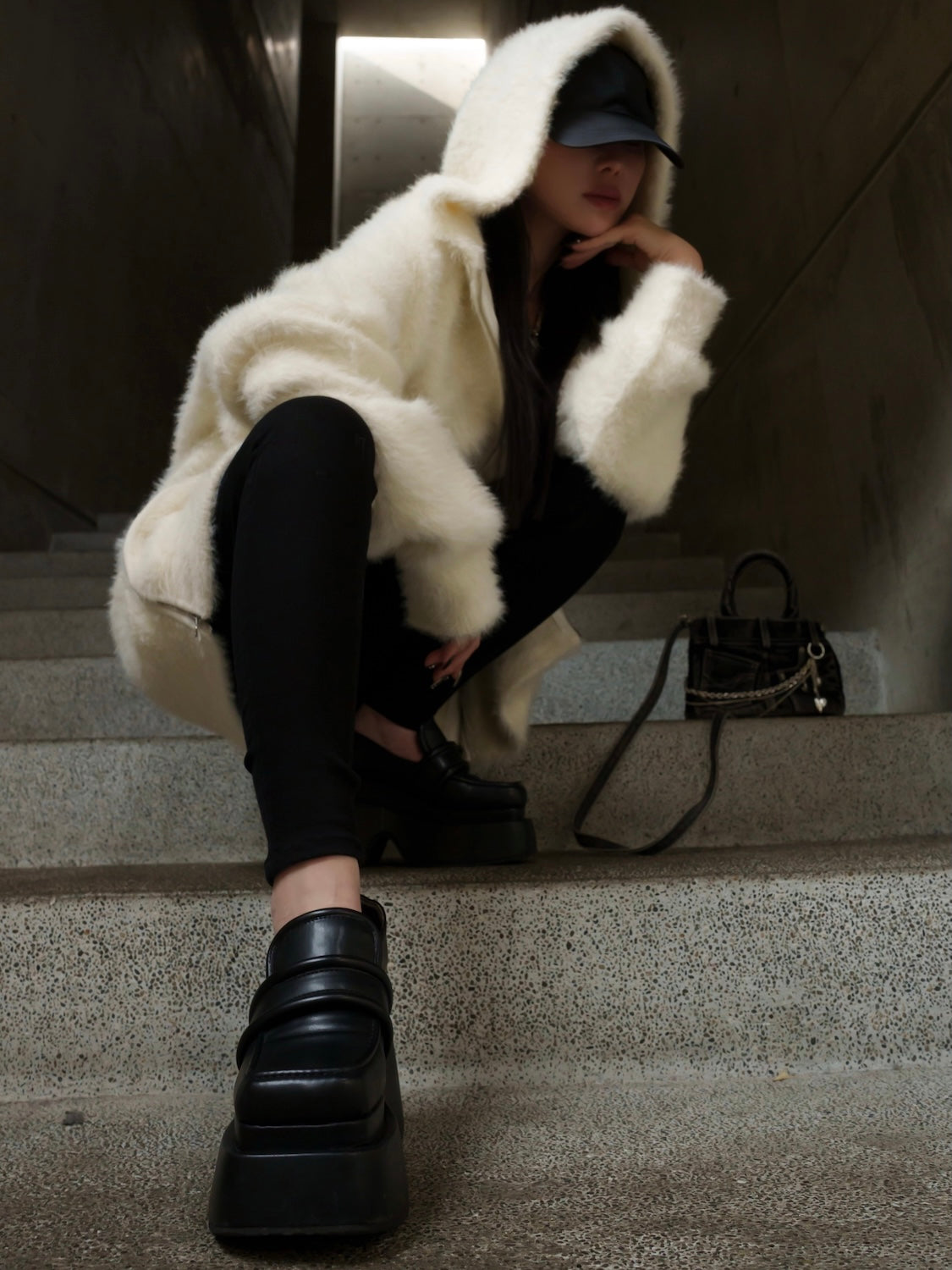 UNISEX] Shaggy ボンディング KNIT Zip フーディー