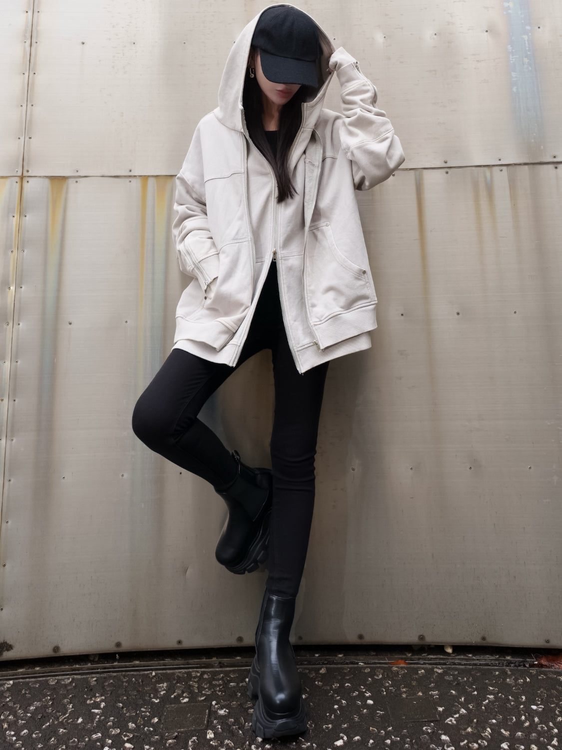 [UNISEX] ピグメント Multi Zip レイヤードフーディー