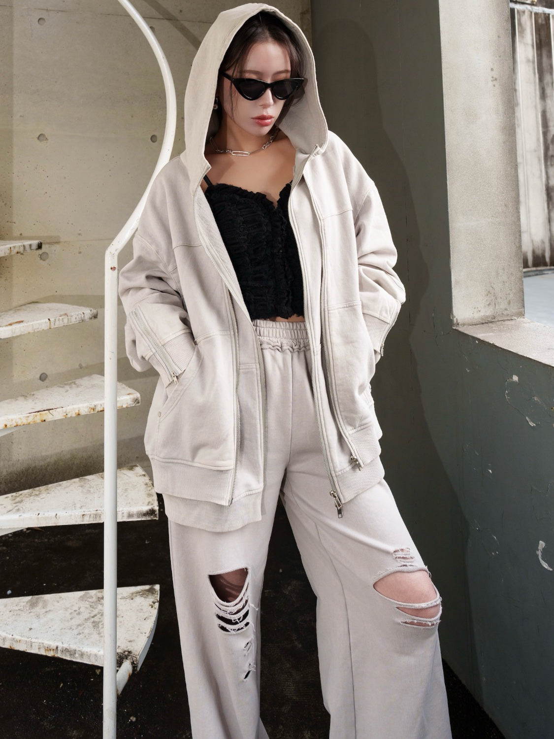 [UNISEX] ピグメント Multi Zip レイヤードフーディー