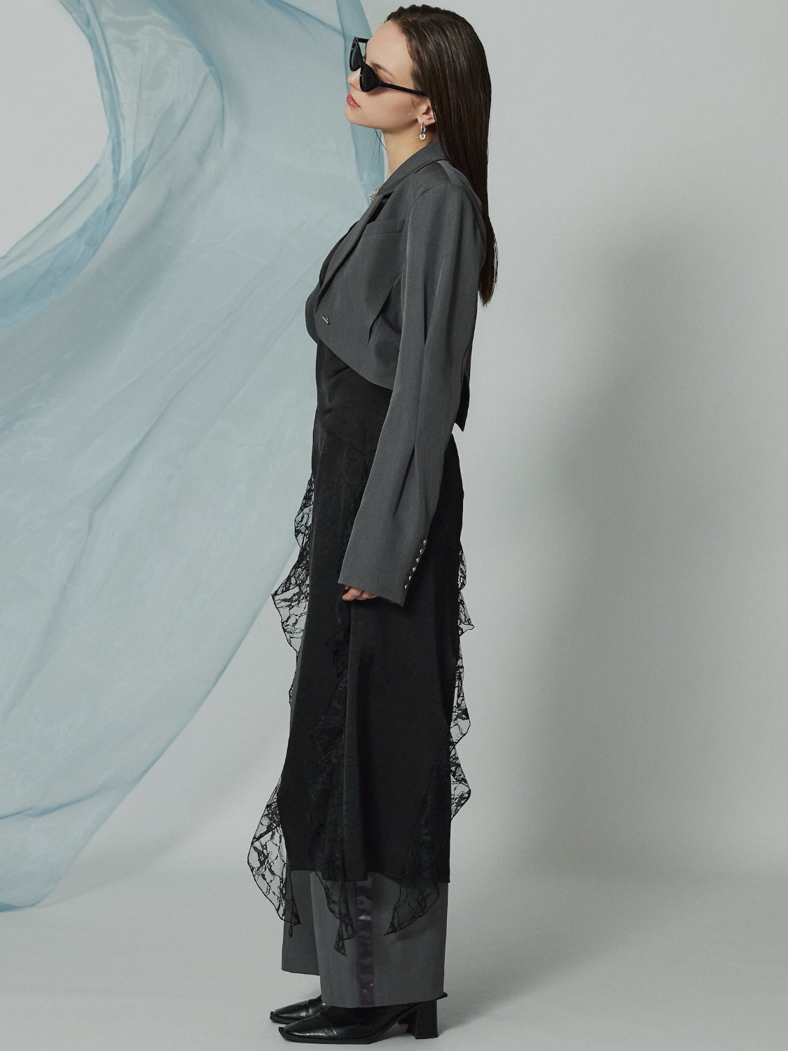 インタック Cropped テーラードジャケット