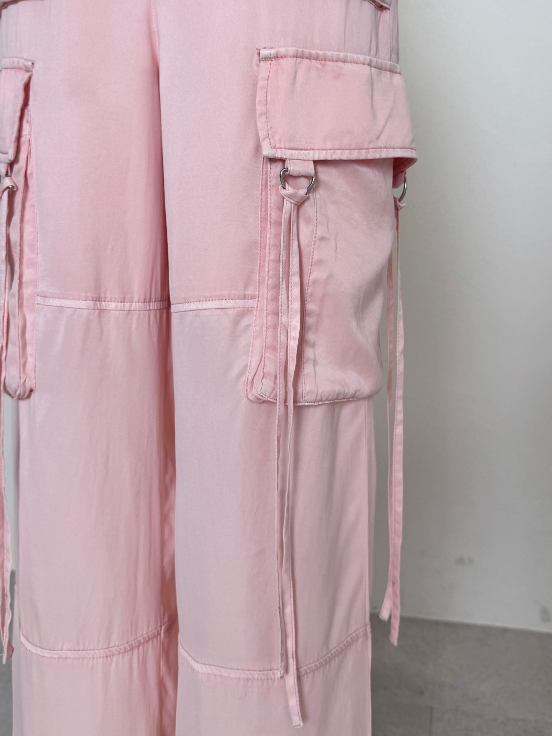ルーズフィット Washed カーゴパンツ