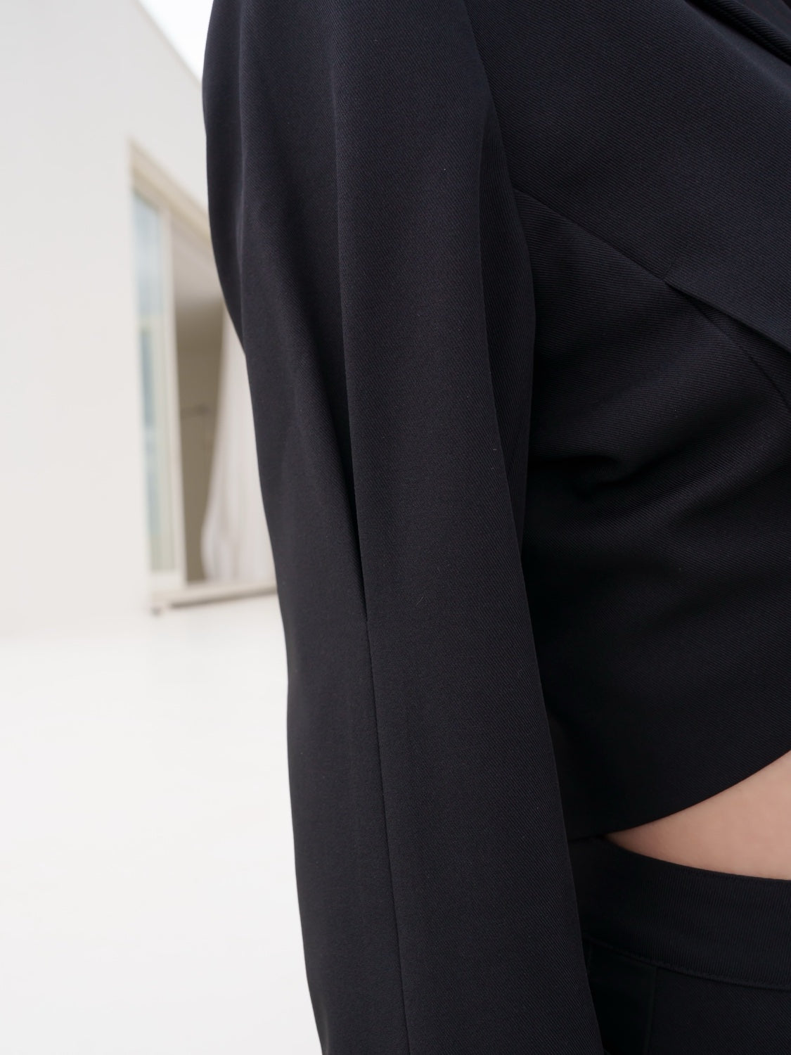 インタック Cropped テーラードジャケット