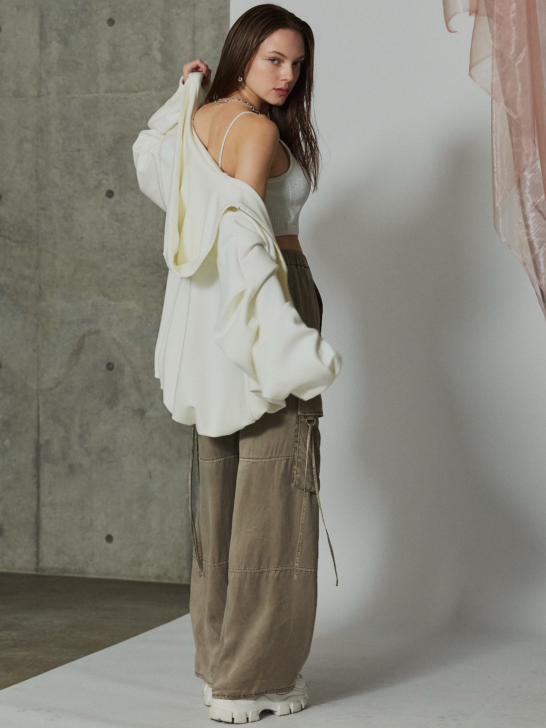 ルーズフィット Washed カーゴパンツ