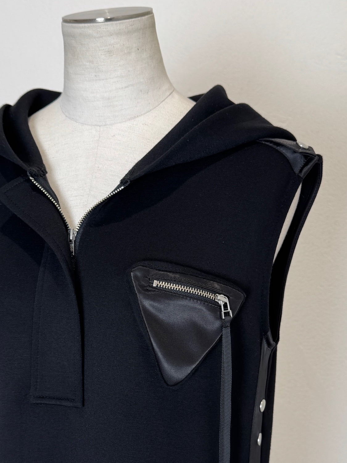 Satin ライン フーディ ーワンピース