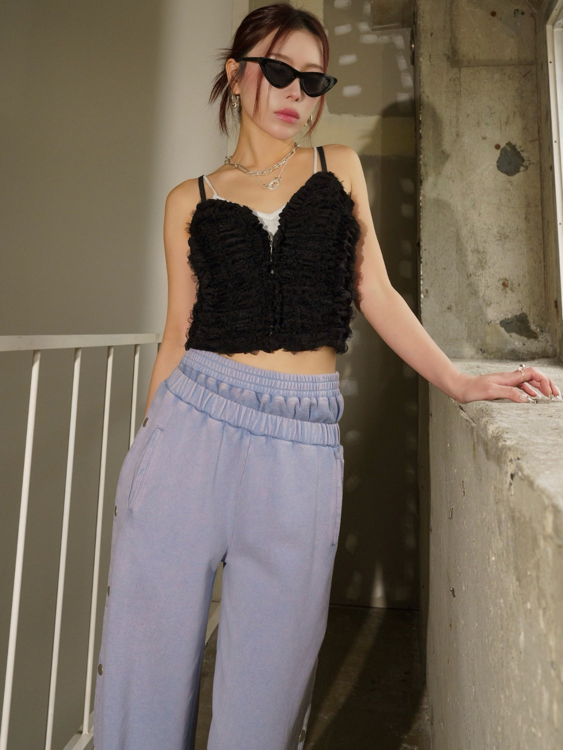 ウエストアシメ サイドボタン Wide スウェットパンツ