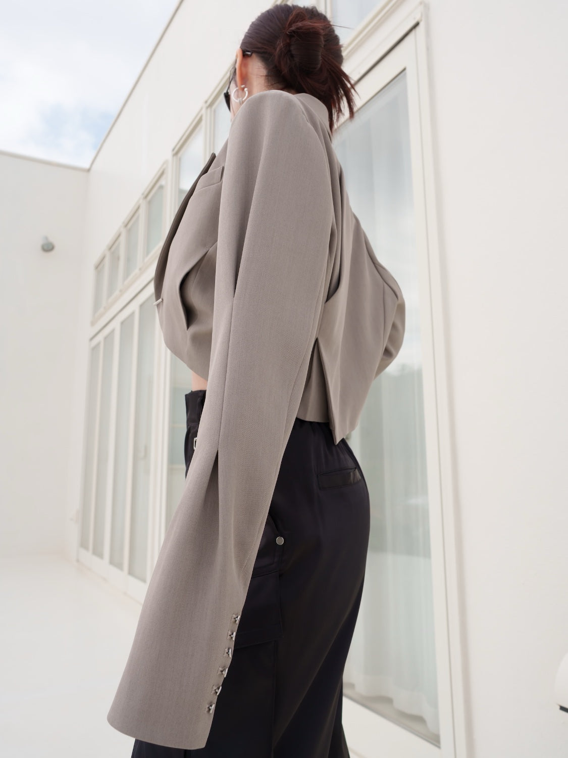 インタック Cropped テーラードジャケット