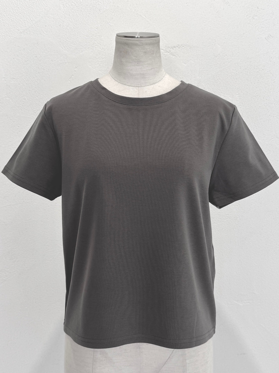 Crew Neck Basic Tシャツ