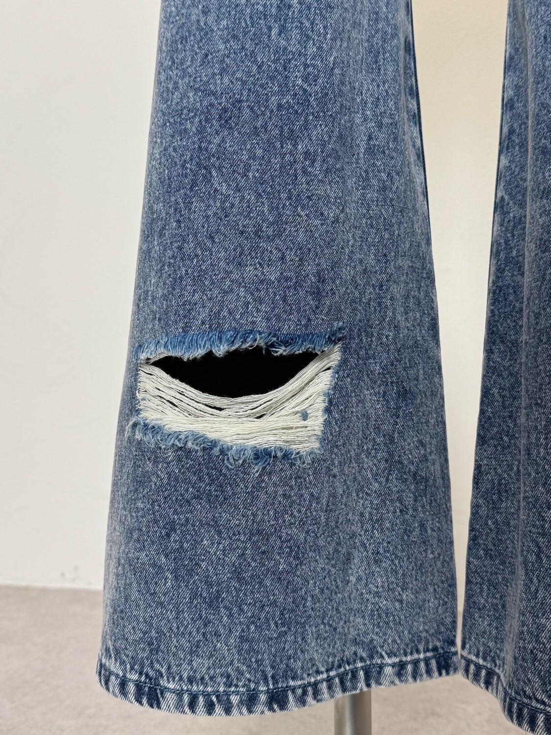 ダメージ ワイド DENIM