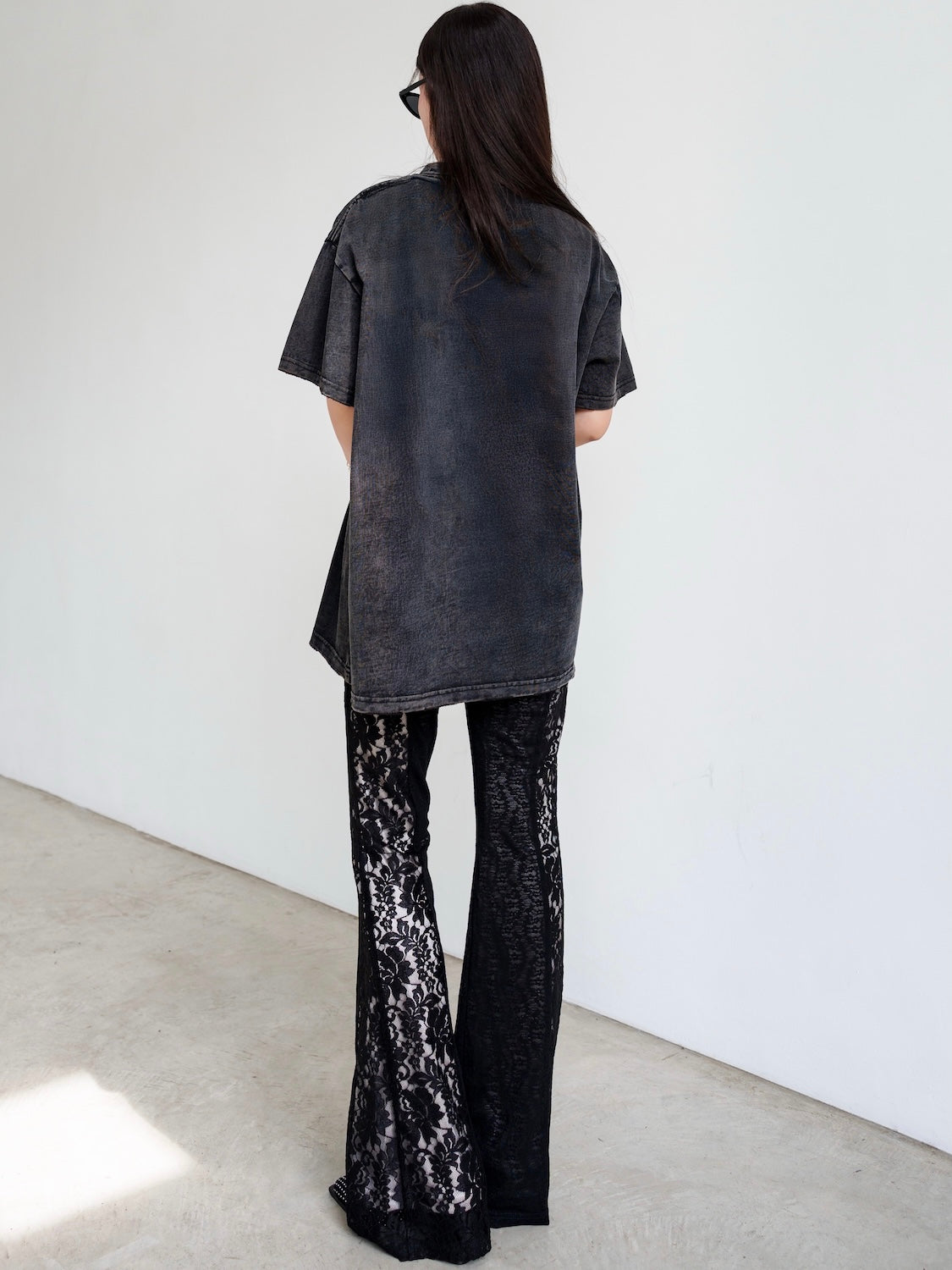 [UNISEX] ピグメント ピアス Over TEE