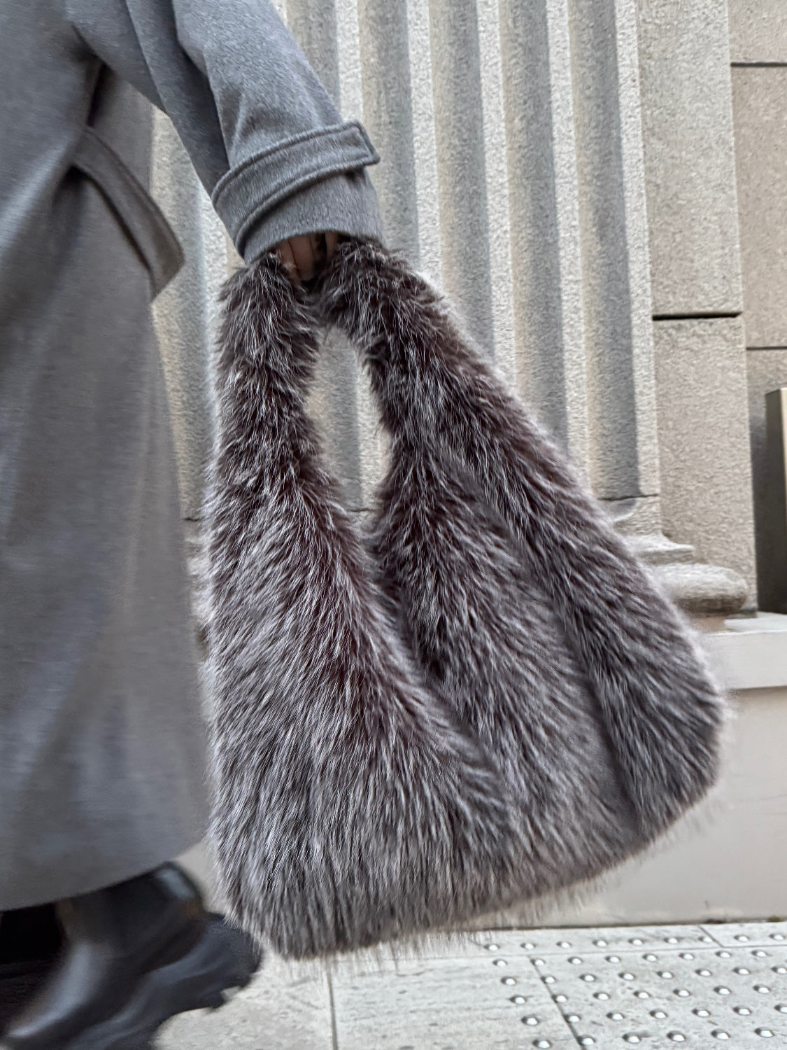 グラデーション Fur トートバッグ