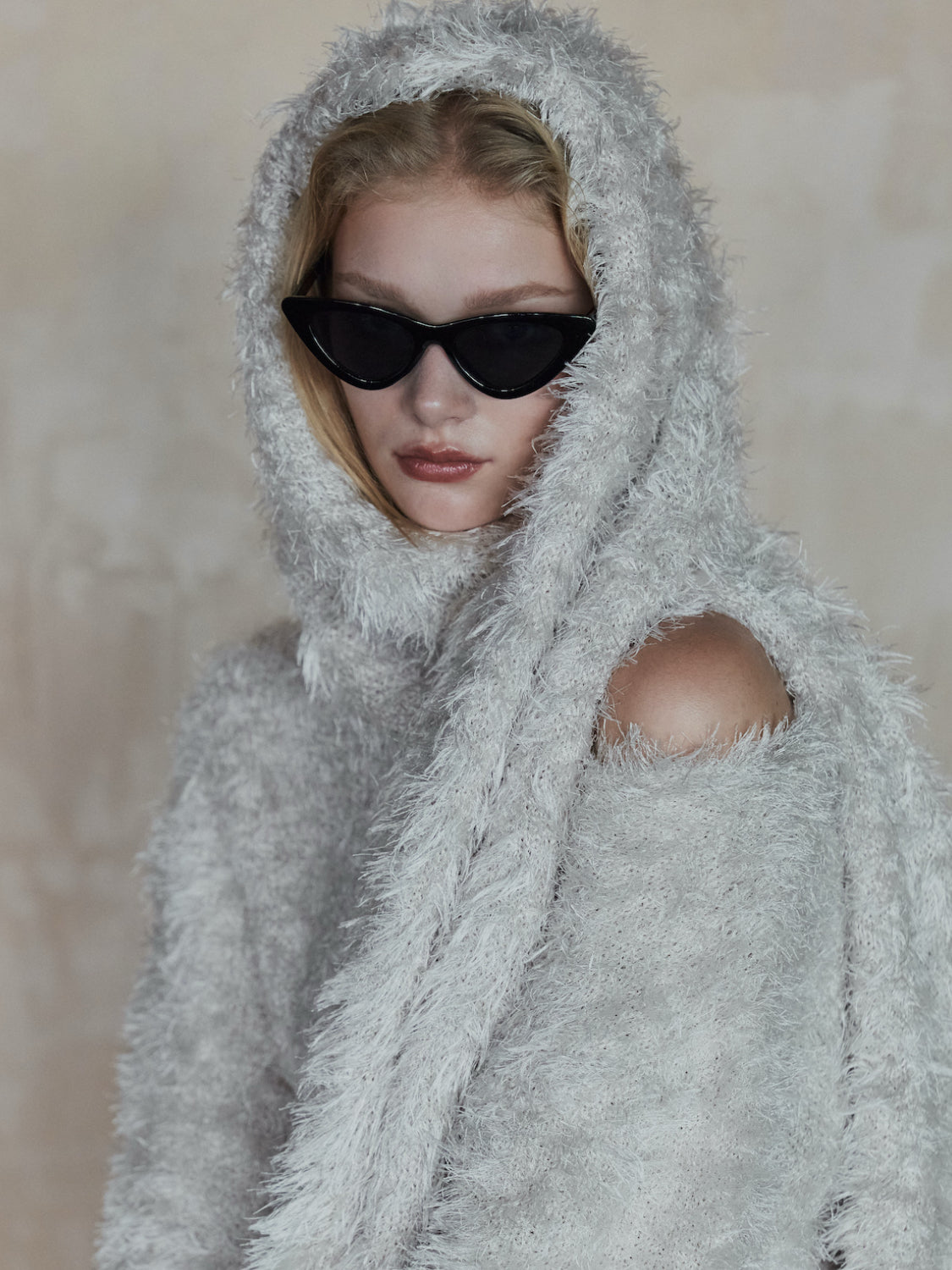 Vネック シャギーKNIT&マフラー Set