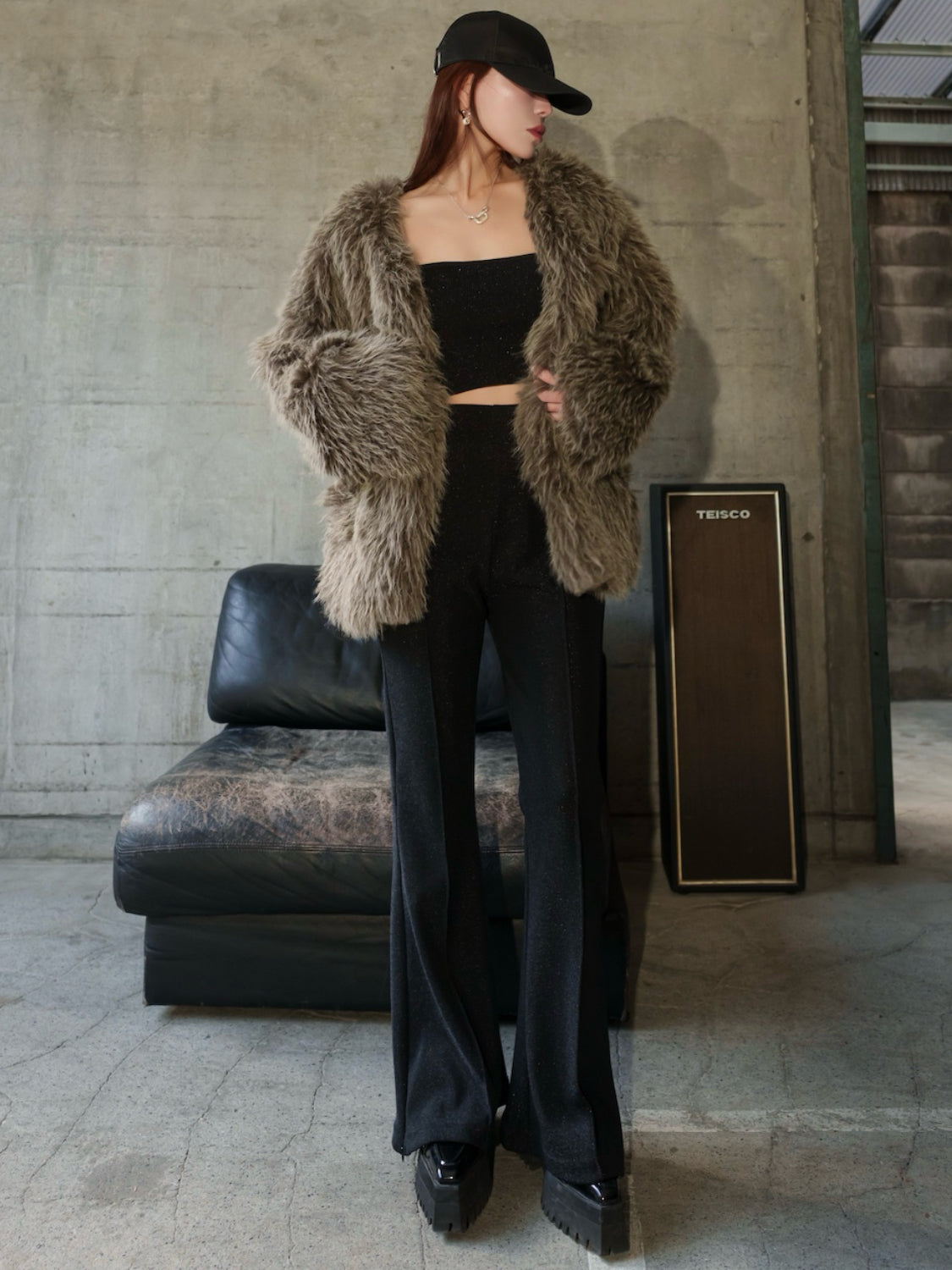 ノーカラー チベット Fur コート
