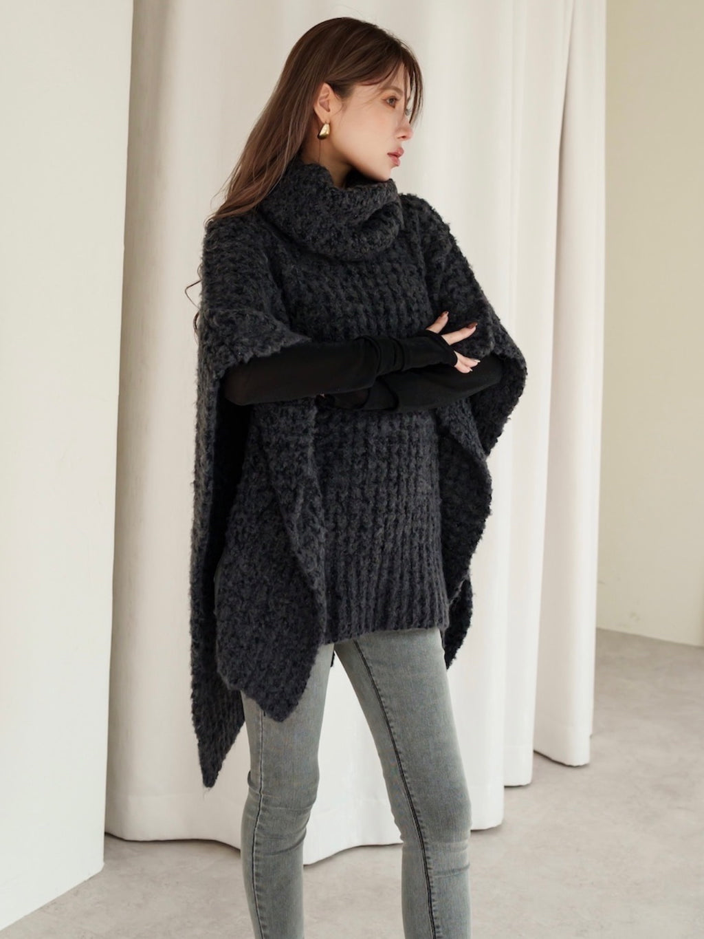 5D2B74F5-CA2B-4476-B46A-  