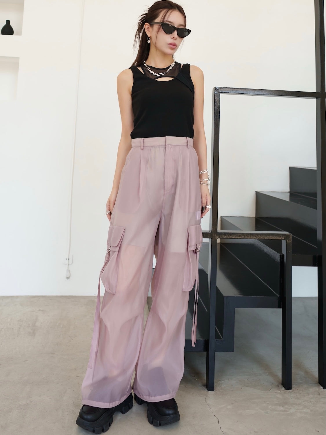 MODEL：159cm<br>COLOR：ピンク<br>着用サイズ：0