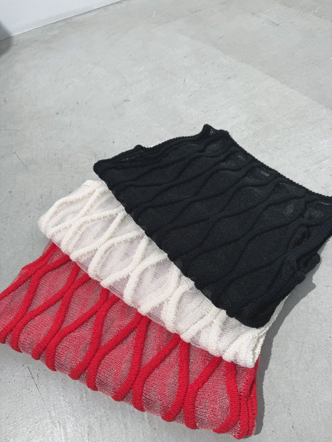 ウェービーコード ノースリーブ KNIT
