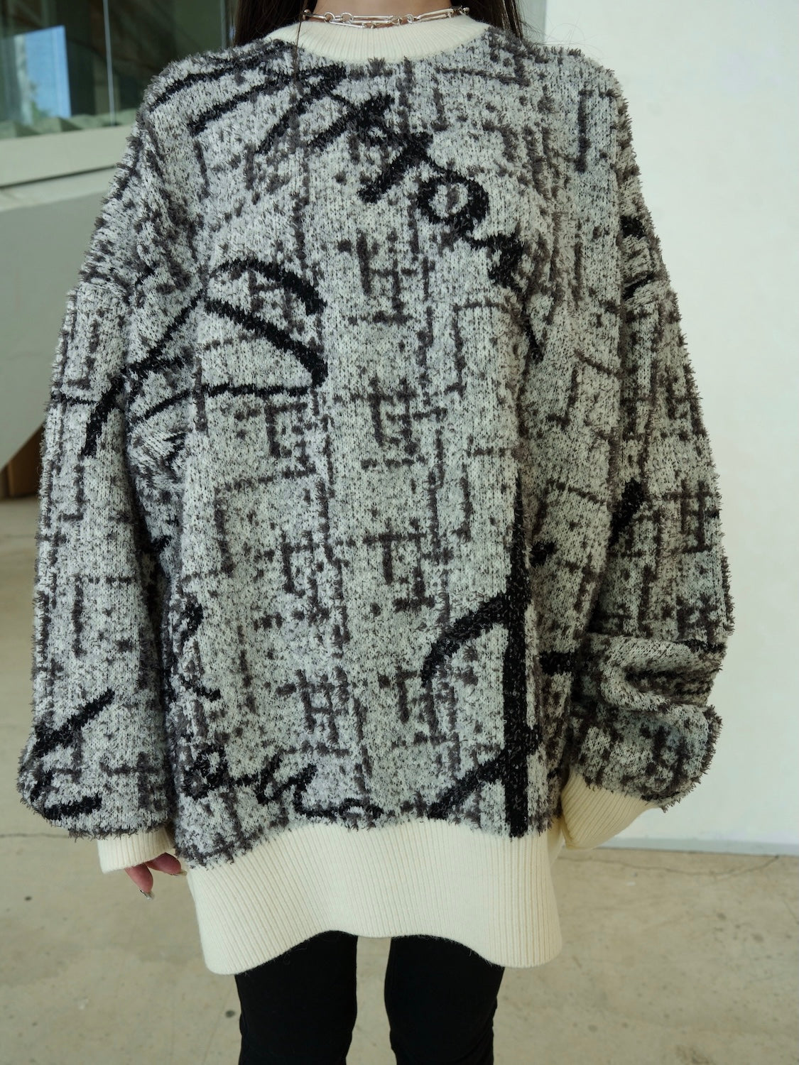 ツイードライク グラフィティ KNIT プルオーバー