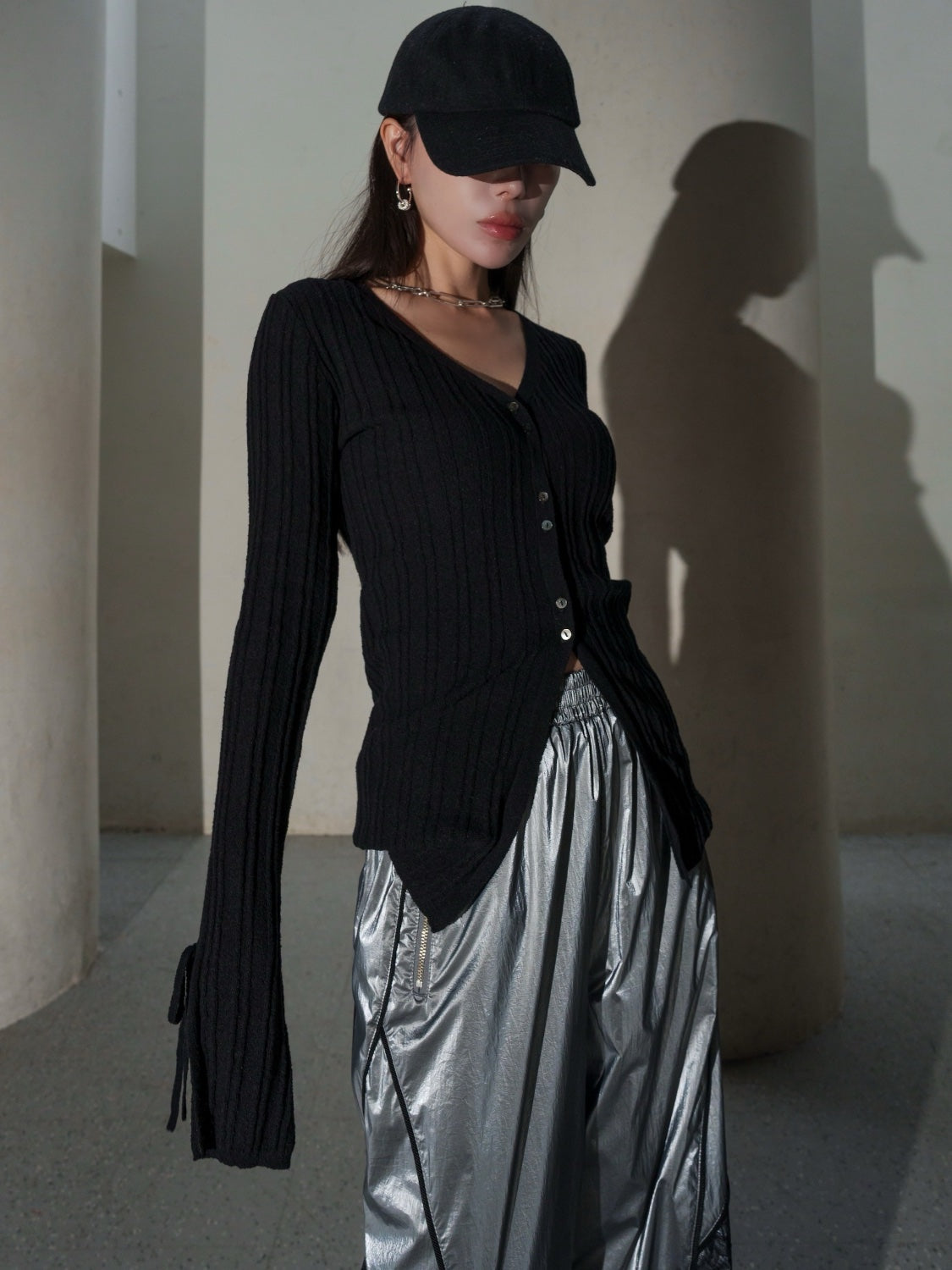 COLOR：ブラック