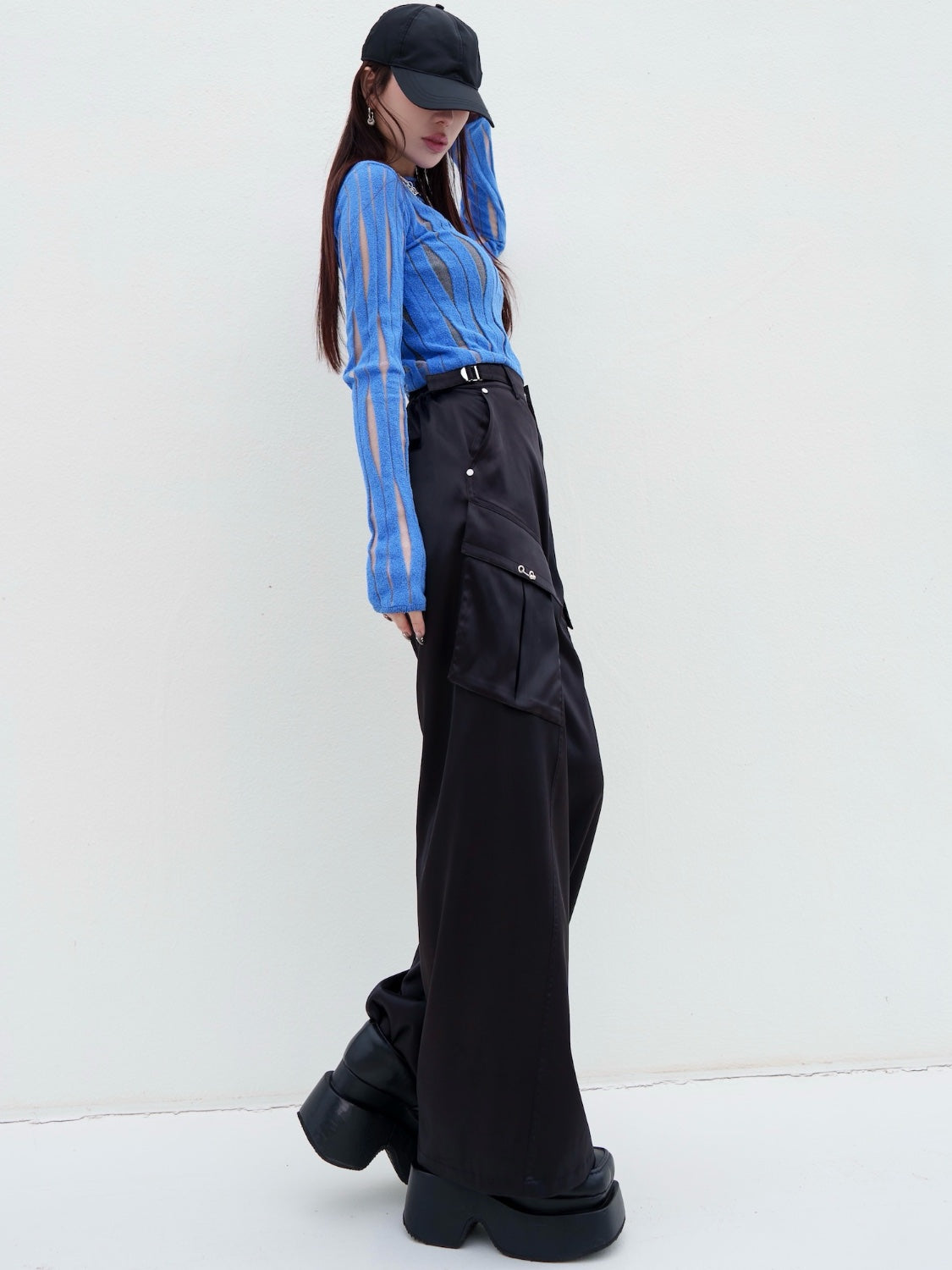 NUANCE ウェーブ シアーKNIT トップス