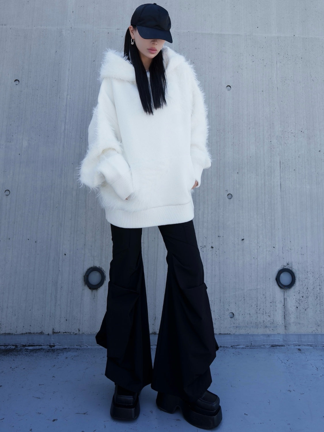 MODEL：159cm<br>COLOR：ブラック