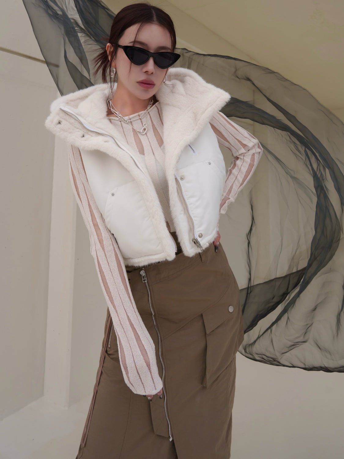 NUANCE ウェーブ シアーKNIT トップス