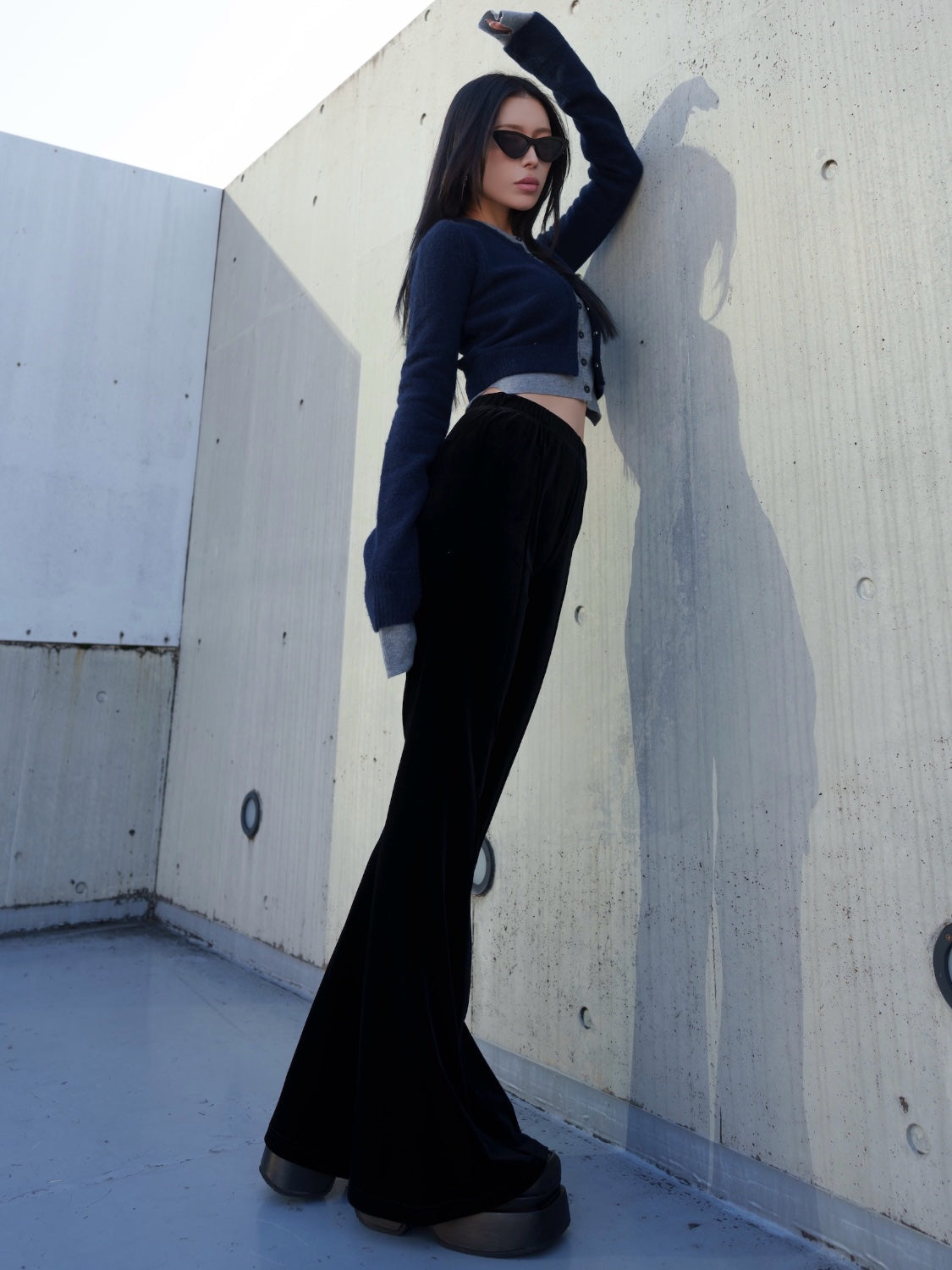 レイヤーライク Crew Neck KNIT カーディガン