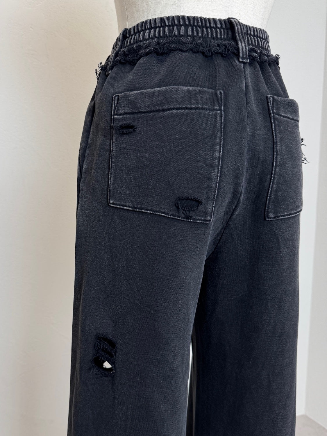 ピグメント Wide ダメージスウェットパンツ