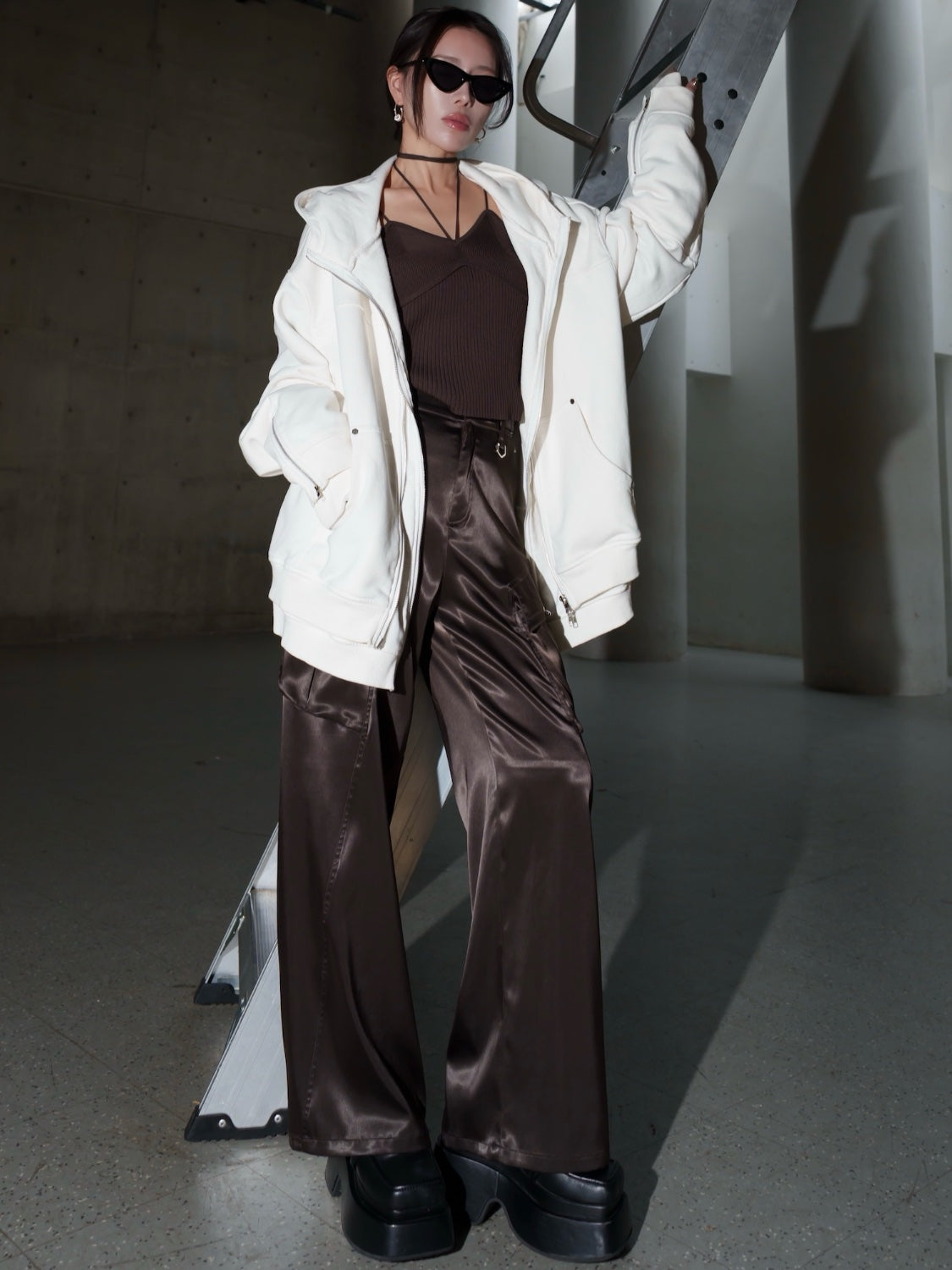 MODEL：159cm<br>COLOR：ホワイト