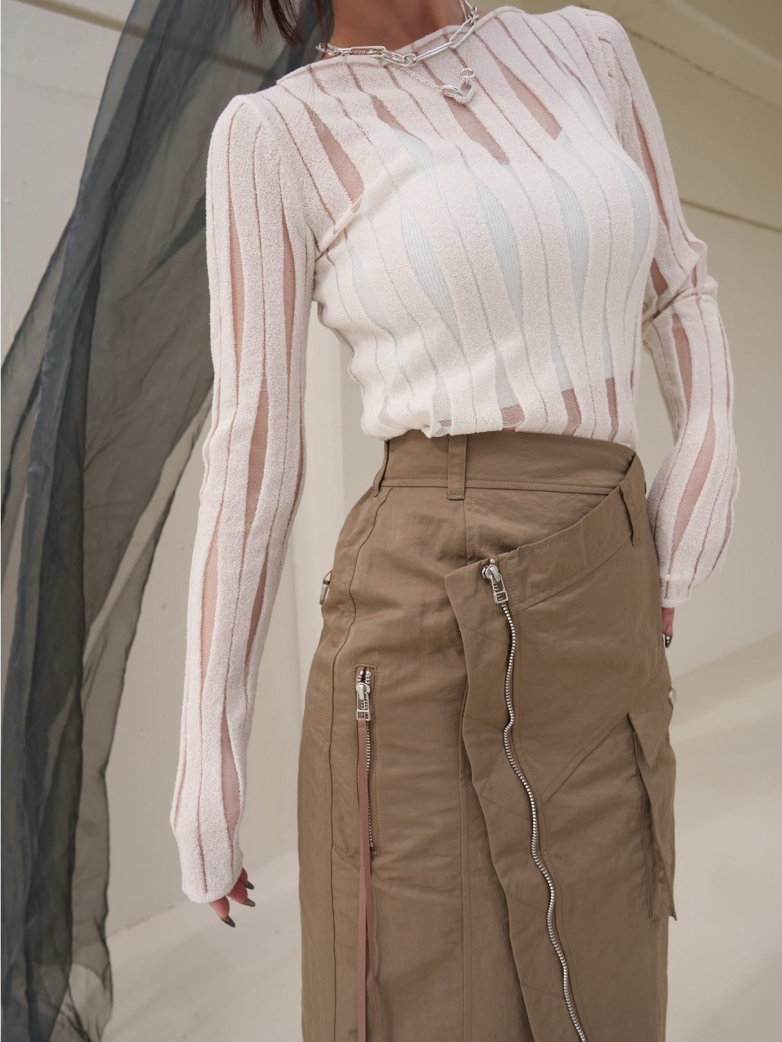 COLOR：ホワイト