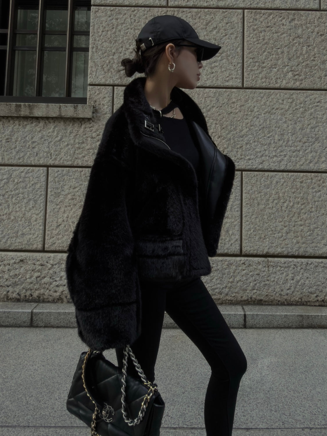 COLOR：ブラック