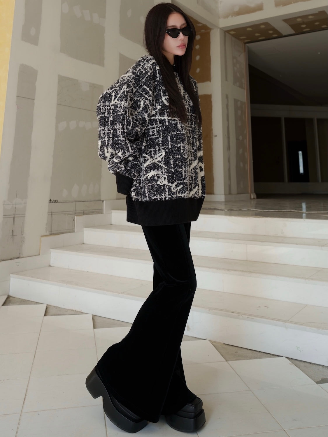 ツイードライク グラフィティ KNIT プルオーバー