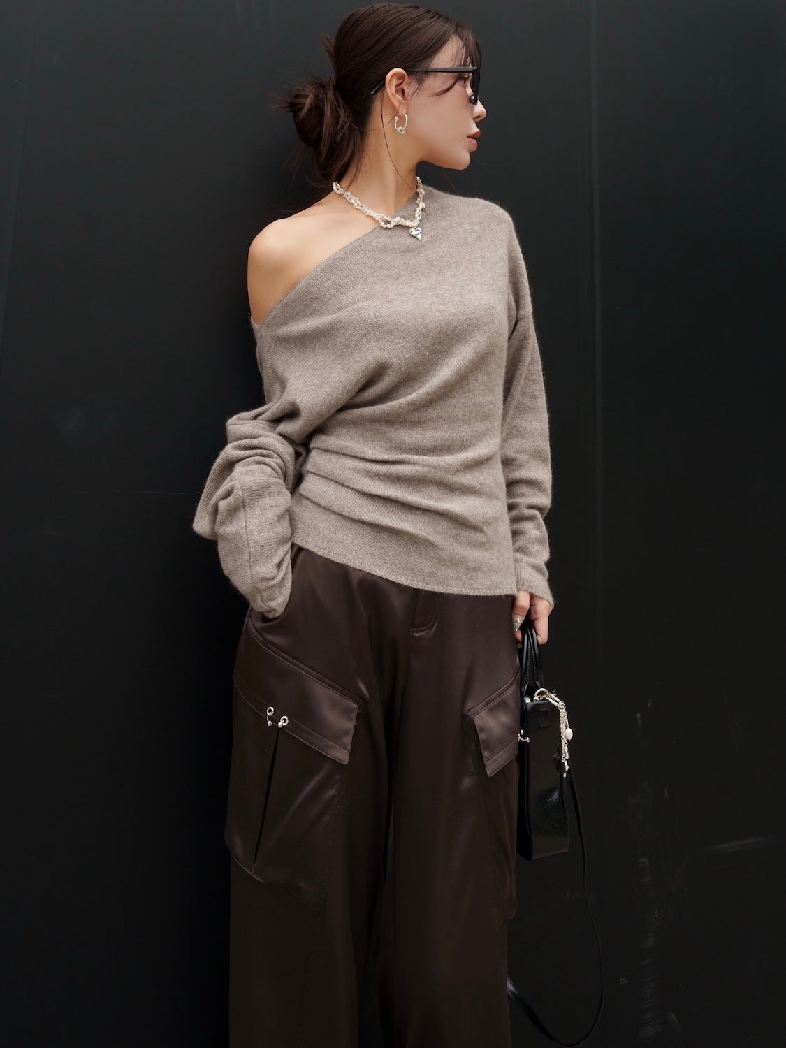 Glam Lips アシンメトリーlong sleeveニット 新品タグ付き アシンメトリー Long-sleeve ニット