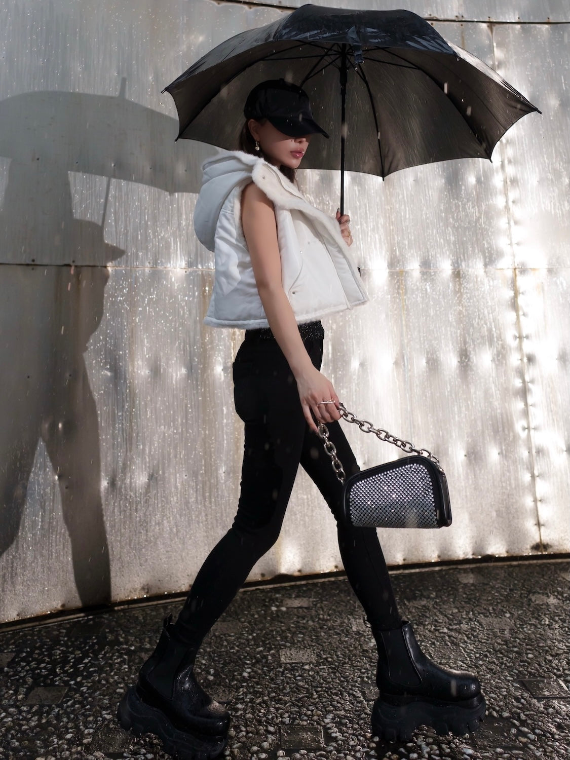 MODEL：159cm<br>COLOR：ホワイト