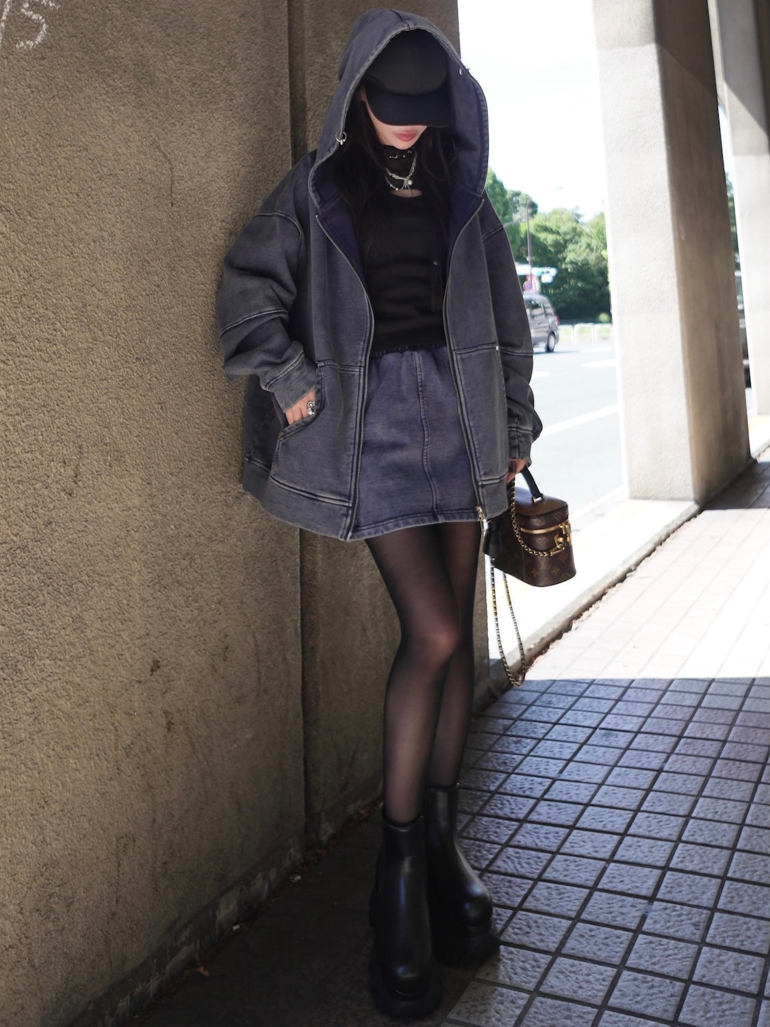 [UNISEX] ピグメント ピアス ZIP フーディー