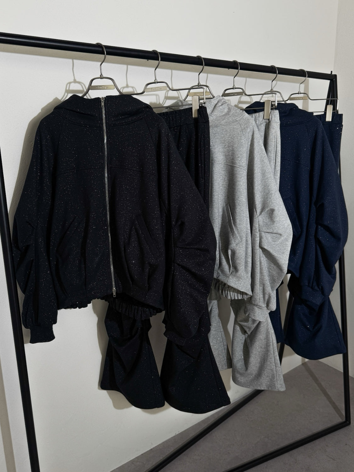 Multi タック ラメフーディー Set up
