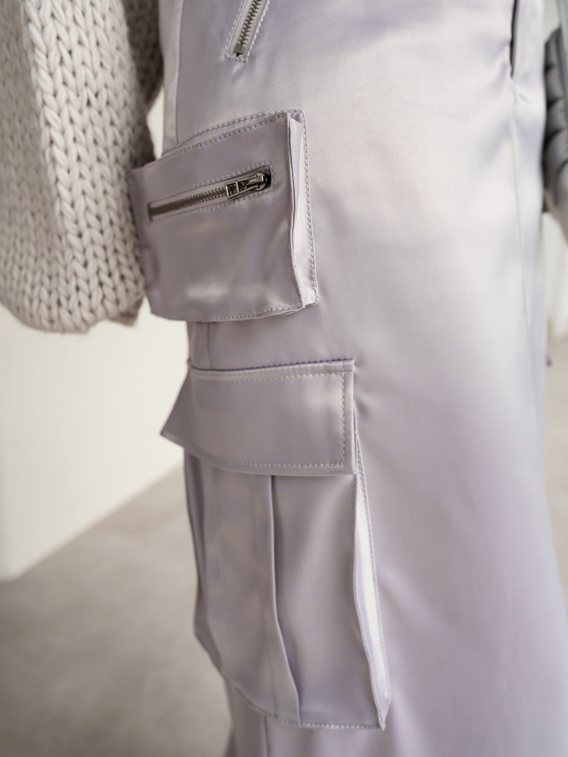 サテン Multi-Pocket カーゴスカート