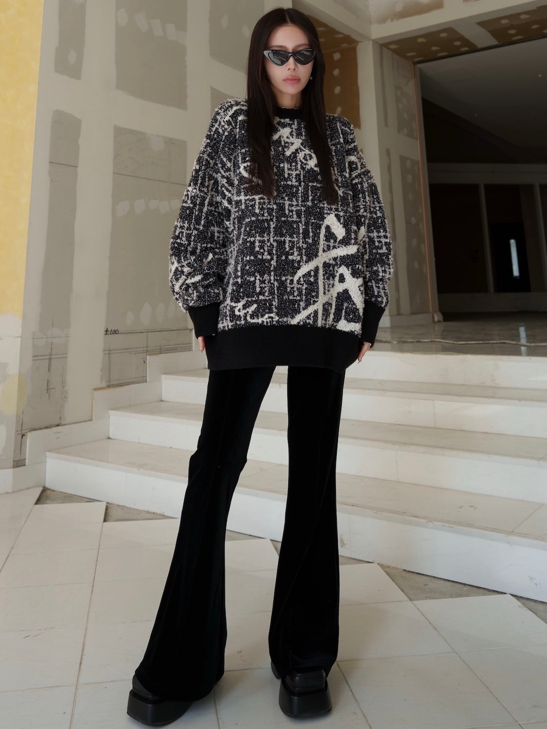 ツイードライク グラフィティ KNIT プルオーバー