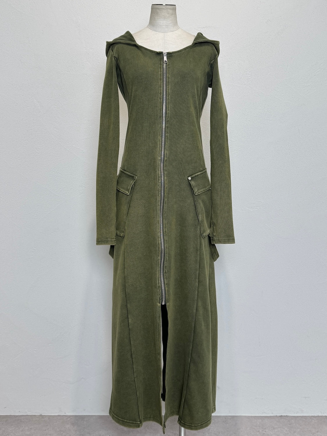 ピグメント Rib フーディー Zipワンピース