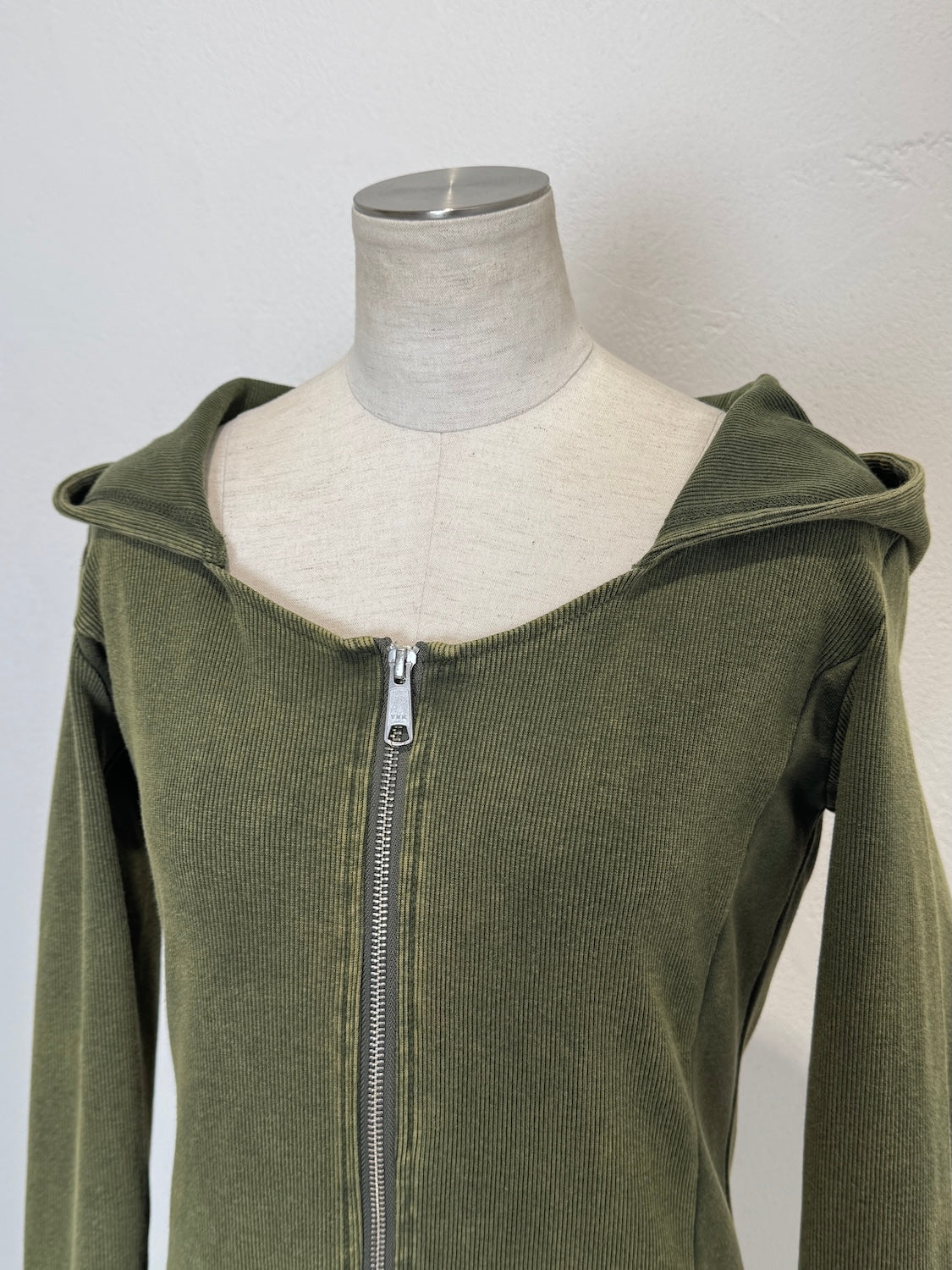 ピグメント Rib フーディー Zipワンピース