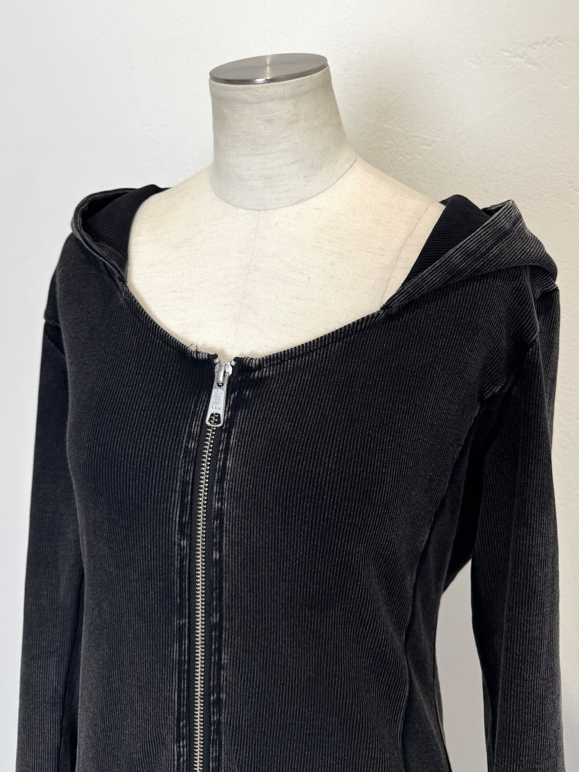 ピグメント Rib フーディー Zipワンピース